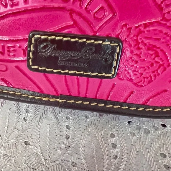 Disney Dooney & Bourke Sketch Pink Leather Small Crossbody Handbag - Picture 10 of 12